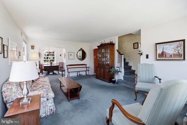 348 VALLEY VIEW RD, Springfield, PA 19064