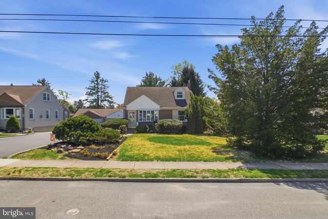 348 VALLEY VIEW RD, Springfield, PA 19064