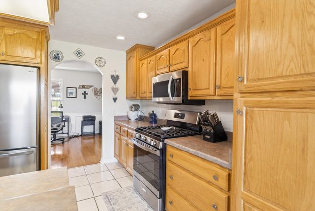 106 Overlook Ct, Portland, TN 37148
