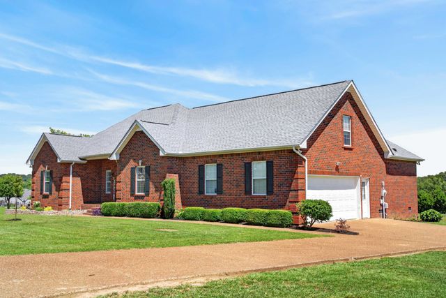 106 Overlook Ct, Portland, TN 37148