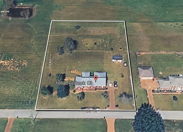 106 Overlook Ct, Portland, TN 37148