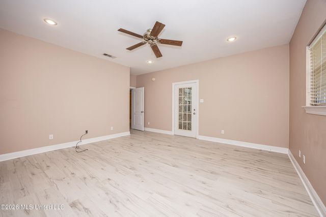 13813 Puerto Drive, Ocean Springs, MS 39564