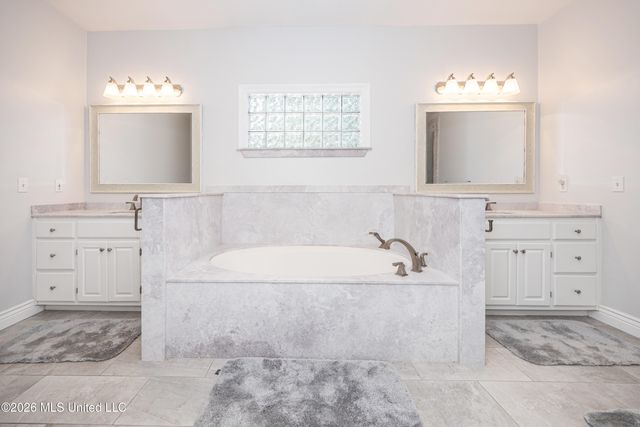 13813 Puerto Drive, Ocean Springs, MS 39564