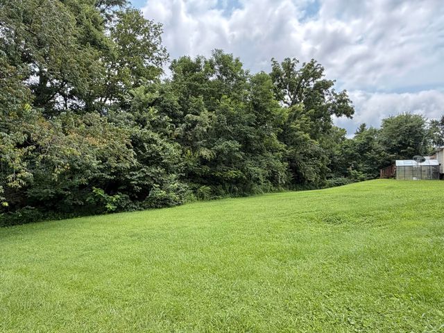 60 Shirley Street, Berea, KY 40403