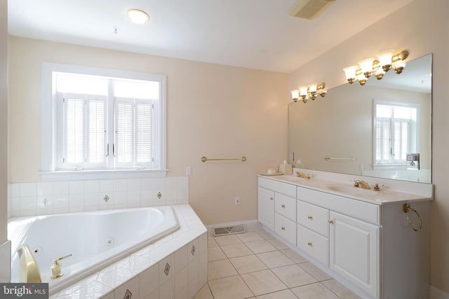 1354 MEGAN DR, State College, PA 16803