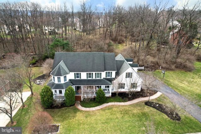 1354 MEGAN DR, State College, PA 16803