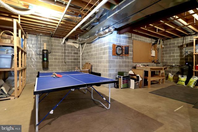 1354 MEGAN DR, State College, PA 16803