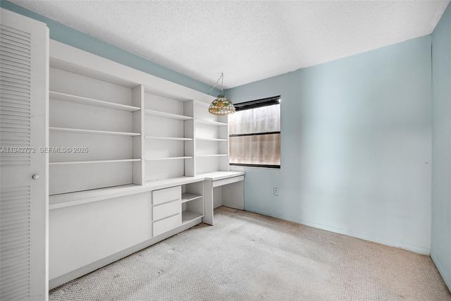 9907 NW 9th St Cir 15-20, Miami, FL 33172