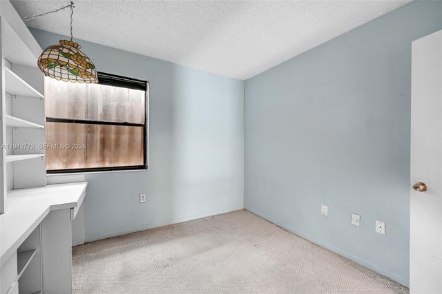 9907 NW 9th St Cir 15-20, Miami, FL 33172