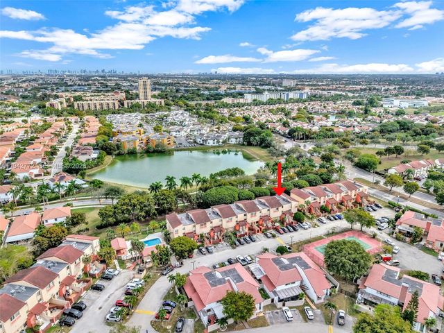 9907 NW 9th St Cir 15-20, Miami, FL 33172