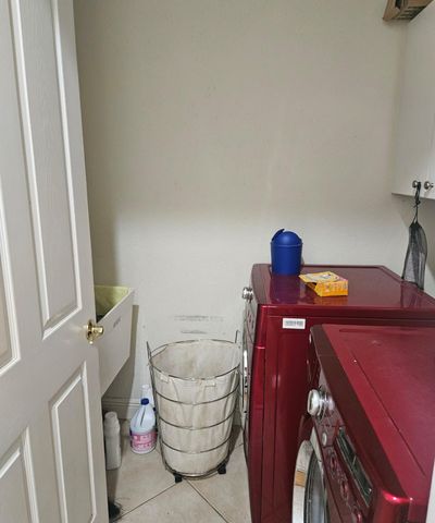 13382 Lakepointe Circle, Cooper City, FL 33330