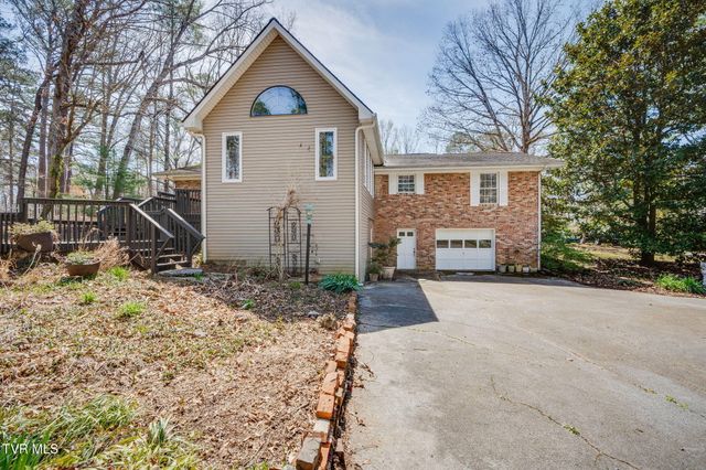 6800 West Allens Bridge Road, Greeneville, TN 37743