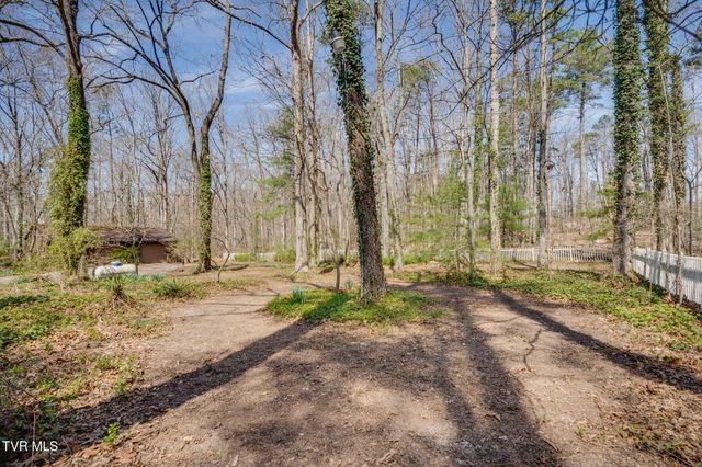 6800 West Allens Bridge Road, Greeneville, TN 37743