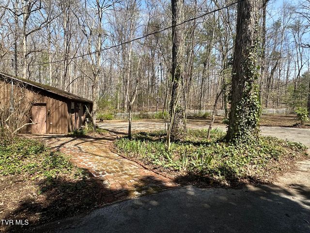 6800 West Allens Bridge Road, Greeneville, TN 37743