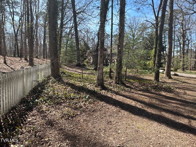 6800 West Allens Bridge Road, Greeneville, TN 37743