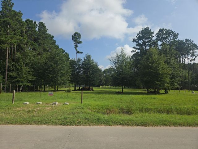 180 County Road 5015, Cleveland, TX 77327