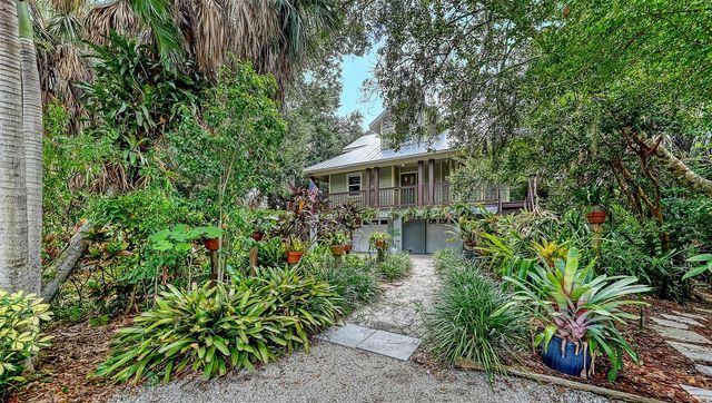 2046 CORDES STREET, Osprey, FL 34229