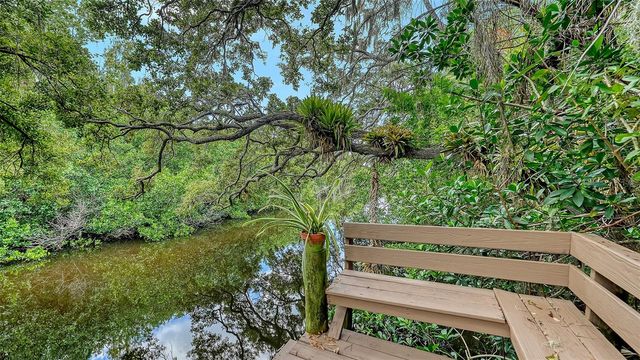 2046 CORDES STREET, Osprey, FL 34229