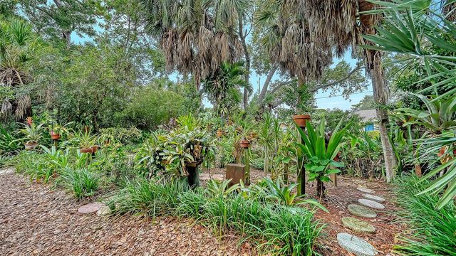 2046 CORDES STREET, Osprey, FL 34229