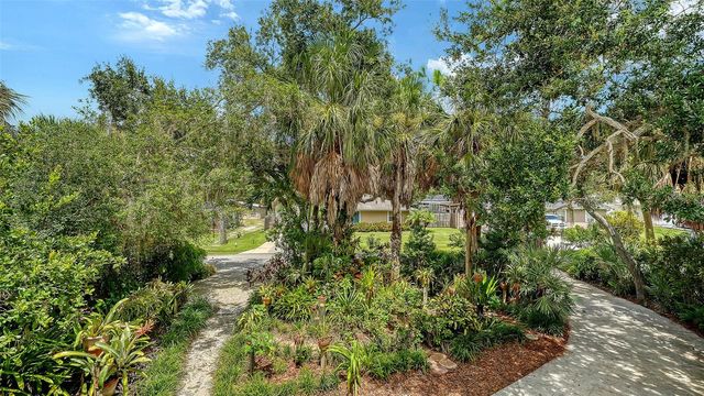 2046 CORDES STREET, Osprey, FL 34229