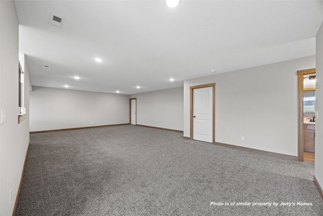 6308 Prairie Rose Circle SW, Cedar Rapids, IA 52404