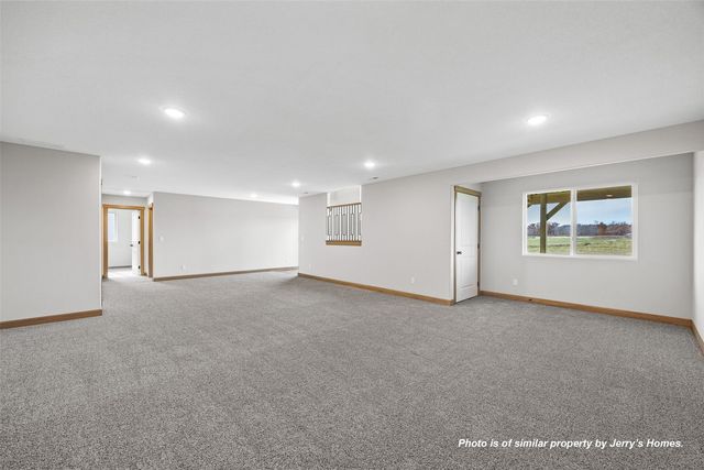 6308 Prairie Rose Circle SW, Cedar Rapids, IA 52404