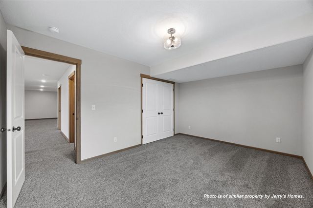 6308 Prairie Rose Circle SW, Cedar Rapids, IA 52404