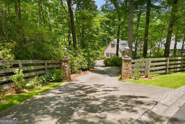 125 Crabapple Court, Clarkesville, GA 30523