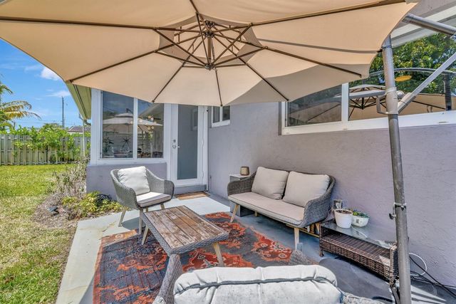 14 NE 26th Court, Wilton Manors, FL 33334