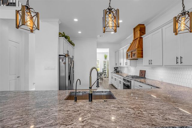 6006 Henry Hamlet Drive, Conroe, TX 77304