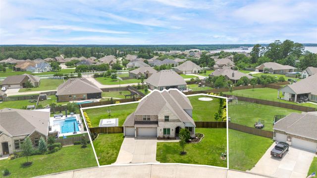 6006 Henry Hamlet Drive, Conroe, TX 77304