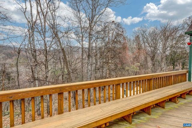 1445 WILLOW LAKE DR, Charlottesville, VA 22902