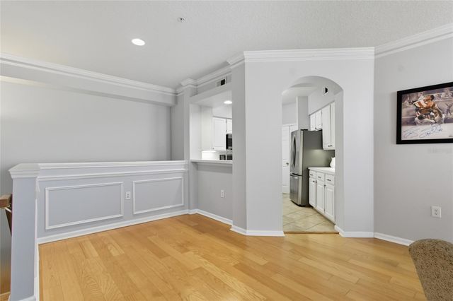 2212 BAY CLUB CIRCLE 2212, Tampa, FL 33607