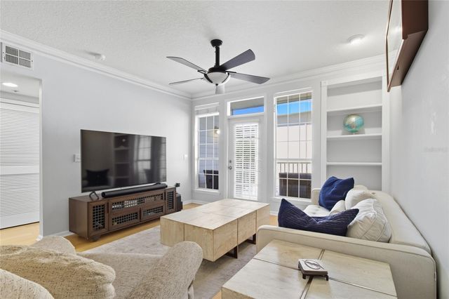 2212 BAY CLUB CIRCLE 2212, Tampa, FL 33607