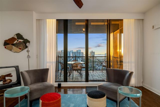 50 CENTRAL AVENUE 14D, Sarasota, FL 34236