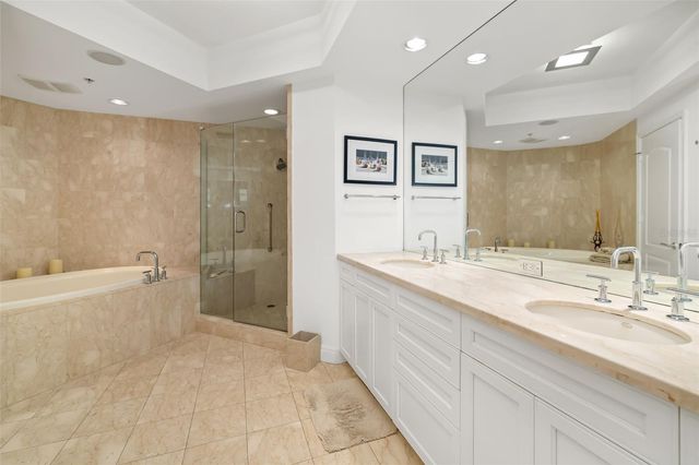 50 CENTRAL AVENUE 14D, Sarasota, FL 34236