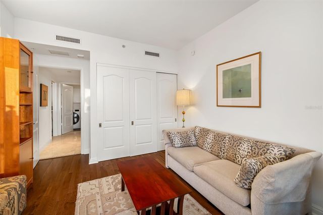 50 CENTRAL AVENUE 14D, Sarasota, FL 34236