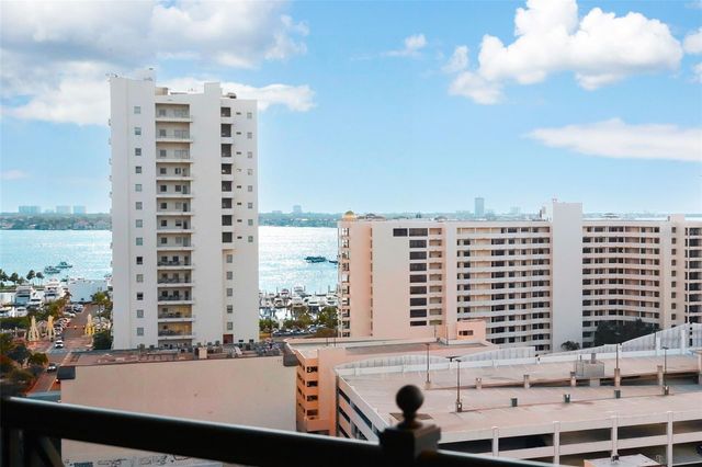 50 CENTRAL AVENUE 14D, Sarasota, FL 34236