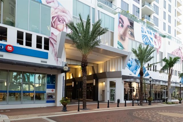 50 CENTRAL AVENUE 14D, Sarasota, FL 34236