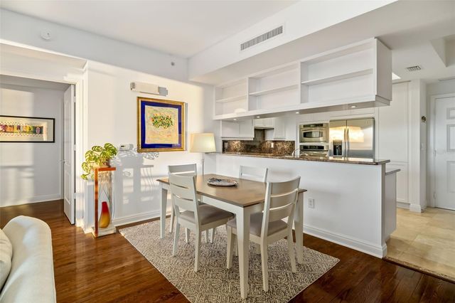 50 CENTRAL AVENUE 14D, Sarasota, FL 34236