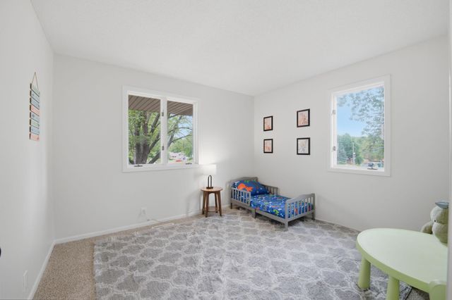 3910 65th Street E, Inver Grove Heights, MN 55076