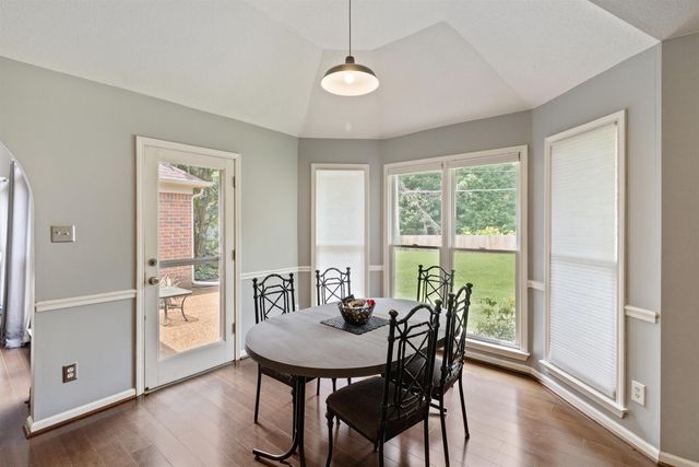 1487 FAR DR, Cordova, TN 38016
