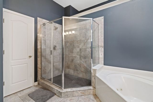 1487 FAR DR, Cordova, TN 38016