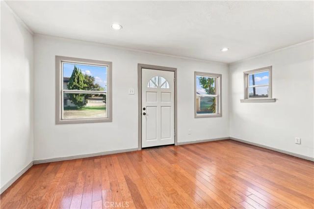 233 E Louise Street, Long Beach, CA 90805