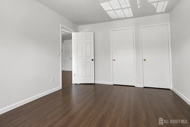 288 College Drive, Edison, NJ 08817