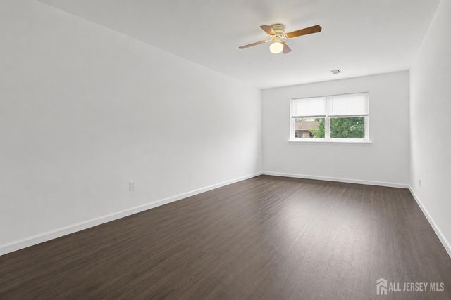 288 College Drive, Edison, NJ 08817