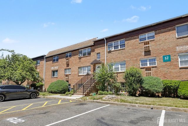 288 College Drive, Edison, NJ 08817