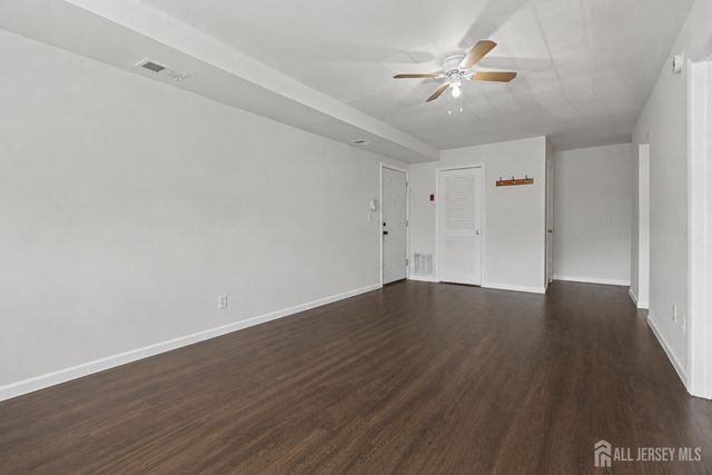 288 College Drive, Edison, NJ 08817