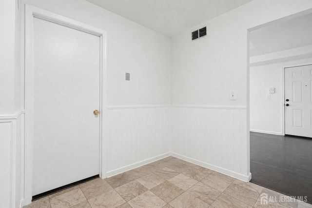 288 College Drive, Edison, NJ 08817