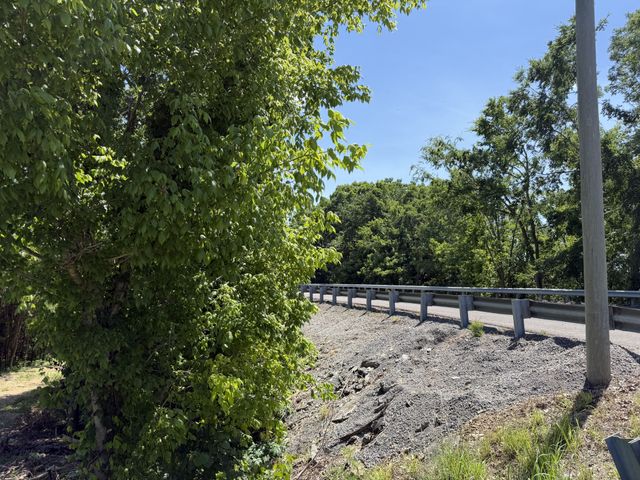 0 City Park Rd, Westmoreland, TN 37186